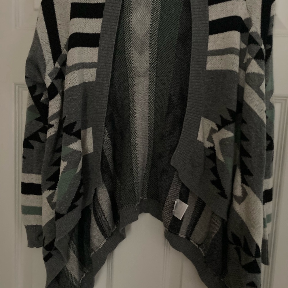 Sweater - Picture 3 of 6